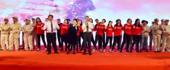 Z6官网集团总裁杨桂荣携全体员工给大家拜年啦