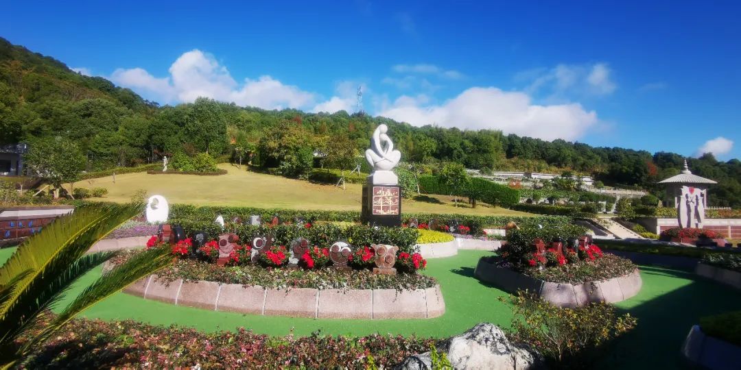 亮点 | 这座陵园入选省级节地生态安葬示范点，绝非偶然