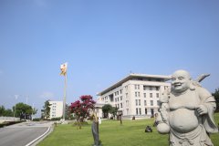 走进历史，感受名人魅力|品味名人雕塑的独特韵味